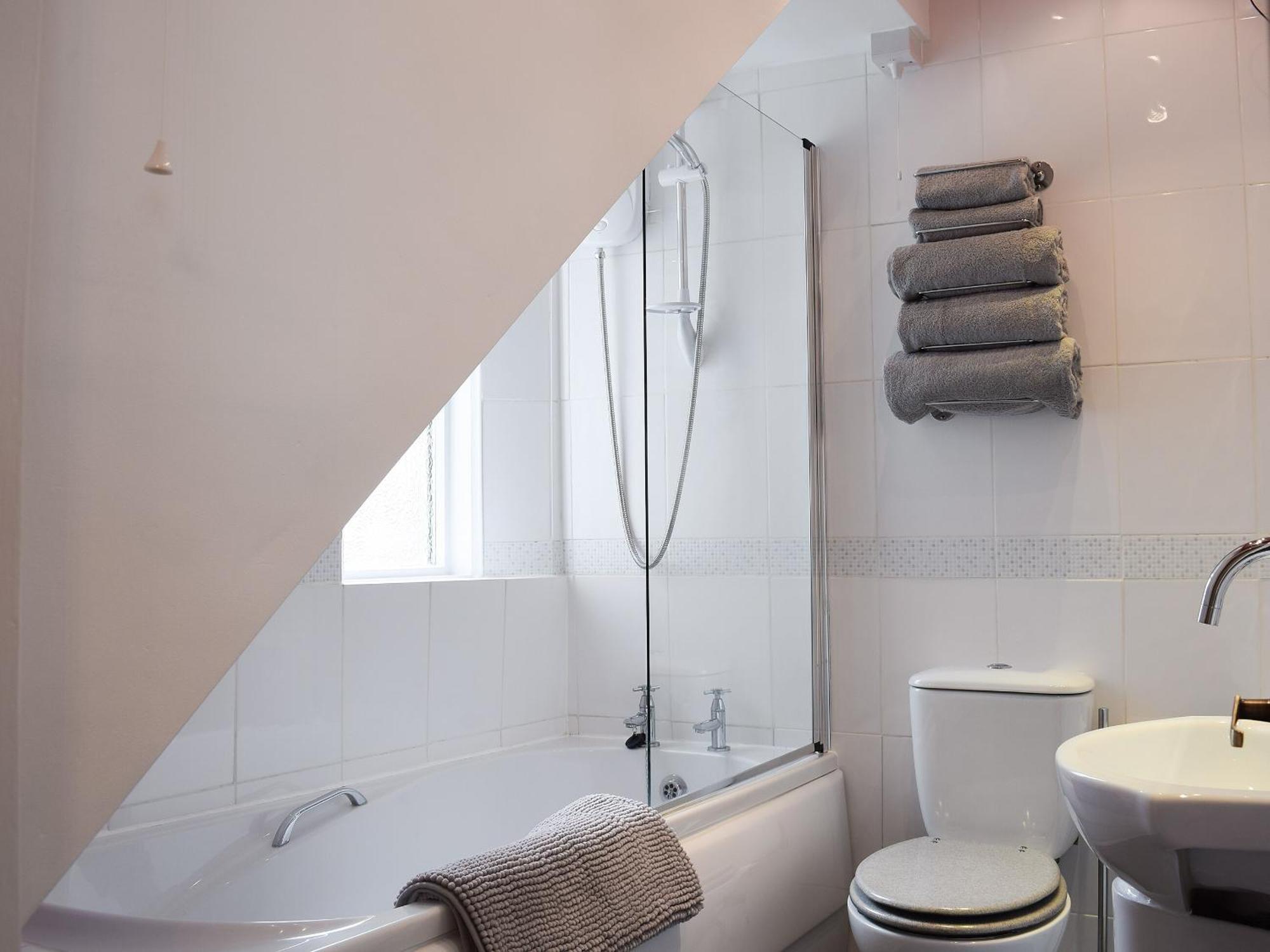 Villa Honeyz Hideaway Whitby Exterior foto
